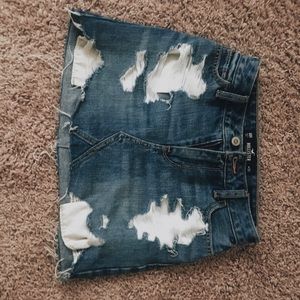 Distress skirt